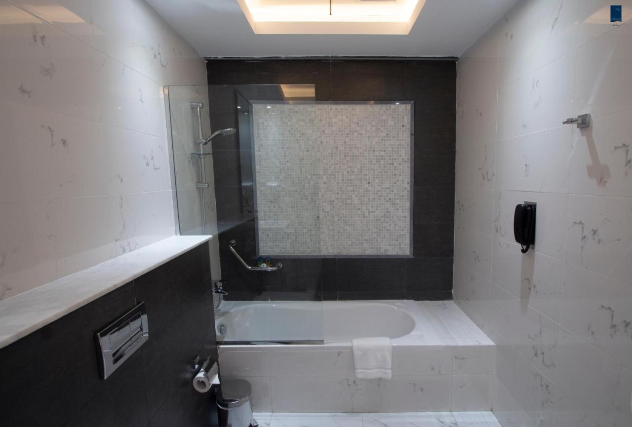 Samaya Hotel Apartment Дубай Экстерьер фото